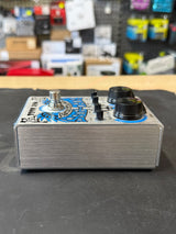 2HD WAY HUGE ECHO PUSS ANALOG DELAY PEDAL