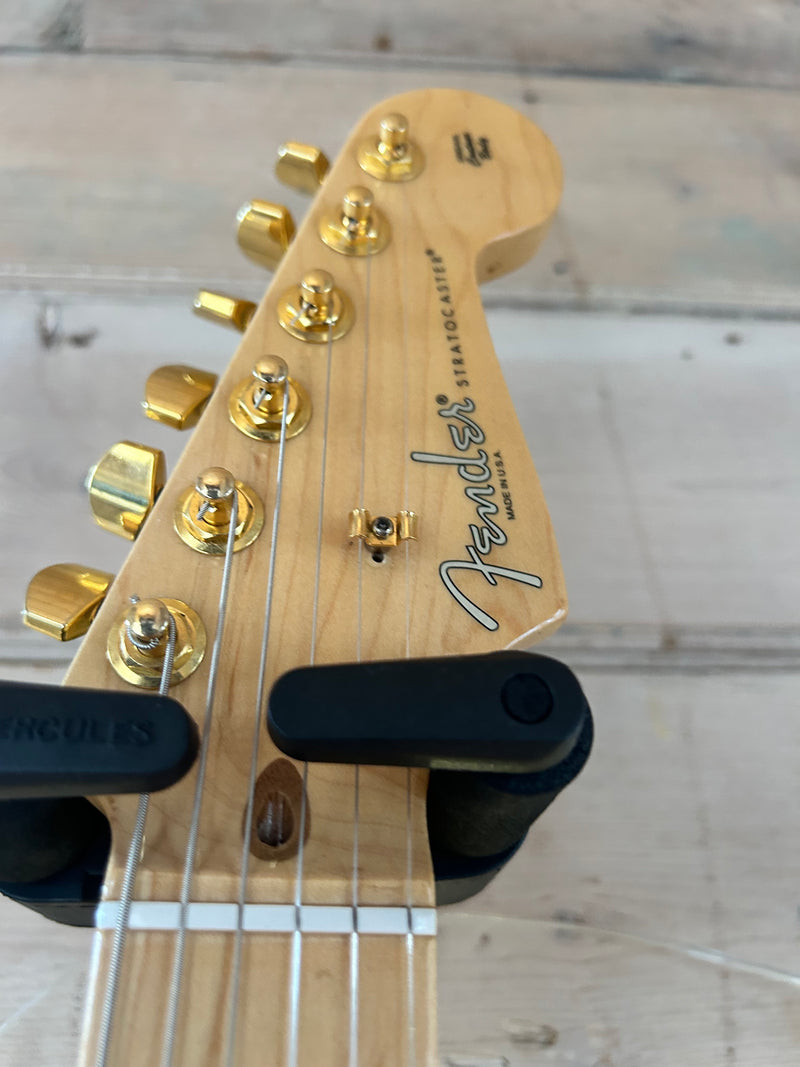 2HD Fender Partscaster Strat HSS Olympic White - in Case - with trem bar - Gold Hardware - No Backplate - 60th  Anniversary yr [10]
