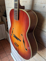 2HD LEVIN 1956 VINTAGE HOLLOWBODY GUITAR W/CASE